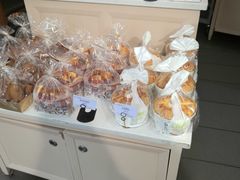 -万利隆·活力烘焙(人民路店)