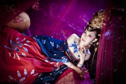 点击看大图 -九月鹰飞汉服摄影工作室