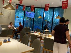 -镇南锅盖面馆(解放路店)