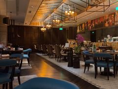 -卡佩罗意大利餐厅及酒吧Al Cappello Trattoria