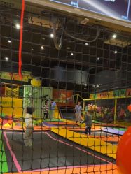 -蹦蹦跳跳(新奥购物中心店)