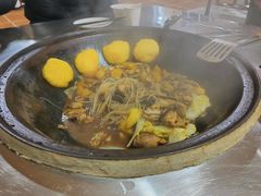 -粘豆包柴火铁锅炖