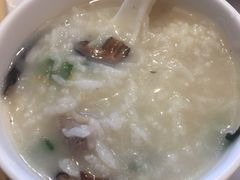 干贝排骨粥-粤仔湾砂锅粥(金太湖店)