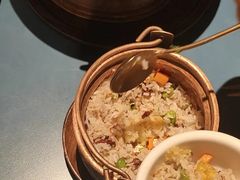-一坐一忘云南菜(嘉里中心店)