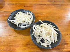 -丽虹云南过桥米线(兴工街店)