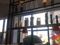 -必胜客(武汉欢乐谷店)