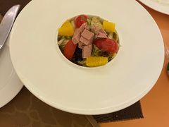 牛油果鹅肝色拉-红房子西菜馆(淮海中路店)