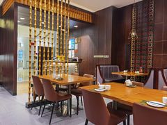 -乐忻皇朝(上海中心大厦店)