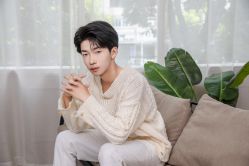 -苏菲雅婚纱摄影(宝应店)