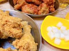 -BHC炸鸡(明洞总店)