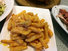-老码头黑皮肘子锅包肉(赣水路店)