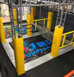 -蹦贝运动中心·蹦床·攀岩·闯关(龙岗店)