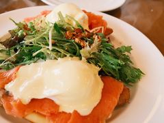 -ROAST coffee & eatery