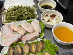 -70後铁锅炖(坡博总店)