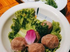 -老牌坊云南鱼豆花火锅(哈西万达店)