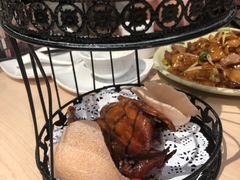 秘制脆皮乳鸽-避风塘(宝山万达店)