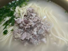 -亮亮拉面(师范路店)