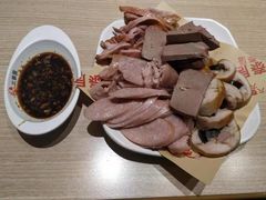 -六泰居·尔滨地标·东北菜(黄河路店)
