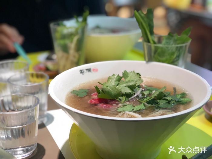 蔡澜越南粉(海岸城店)生牛肉汤河粉图片