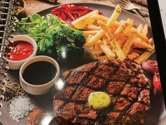 -WOLFGANG PUCK KITCHEN & BAR(迪士尼小镇店)