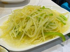 酸辣土豆丝-辣螃铠盆盆蟹大排档(总店)