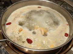 -一席地·本地鸡窝·杭帮鸡火锅(萧山银隆百货店)