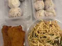 -珊珊小笼馆(仙霞路店)