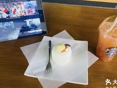 白衣天使球蛋糕-星巴克(天津凯德天津湾店)
