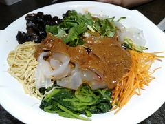 -靠山屯东北农家菜(八龙桥雅苑店)