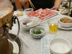 -常赢三兄弟·清真涮肉·清真炒菜(朝阳新城店)
