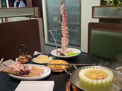 -得意咚瓜·顺德鱼生·冬瓜火锅(深圳首店)