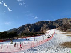 -石京龙滑雪场-停车场