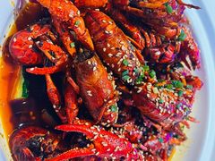 -肥肥虾庄·金牌油焖大虾(首义路店)