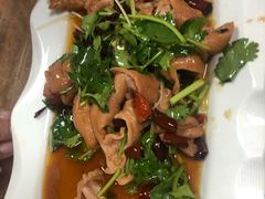 -鲁南仔·滕州炒鸡(经三路店)