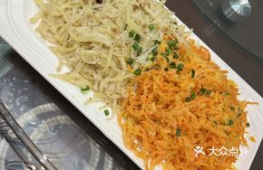 Double-Combination Steamed Dish