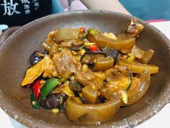 干烧五指山带皮小黄牛-香香海南菜餐厅