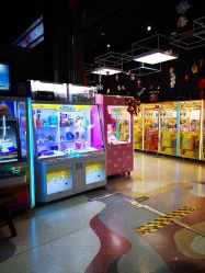 -嗨翻Hi-Fun竞技主题乐园·蹦床团建生日聚会(五棵松华熙店)