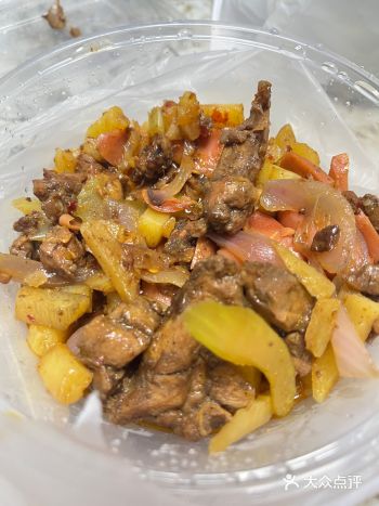 今天的午餐来点辣好喜欢吃呀