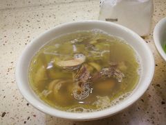 猪腰汤-安平依杰拌粉干(广达店)