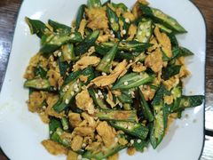 -红蕾家政·保姆·育儿嫂·钟点工