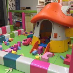 -孩子王(昆山招商花园城店)