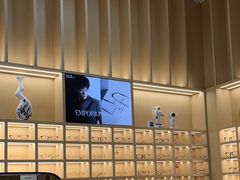 -一代眼镜·蔡司配镜(浦东大拇指广场店)