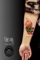-越域刺青