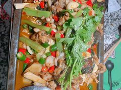 鲍鱼牛蛙平锅-蛙舍·炭烧牛蛙(东百中心店)