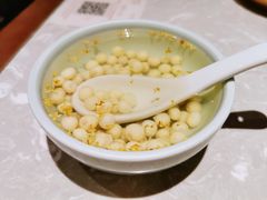 桂花鸡头米-松鹤面馆·古法焖肉面(观前店)