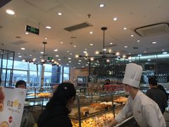 面包甜点陈列柜-面包新语(上地华联店)