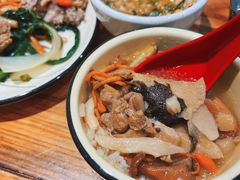 -菌之家·专业纯野生菌火锅·特色炒菌