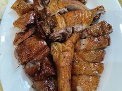 脆皮烧鹅-禄源公·老莞诚饭店