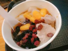 红豆芋圆花生-鲜芋仙(太原街万达店)