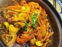 油焖小龙虾拼牛蛙-鹤江桥·红油牛肉粉(SKP店)